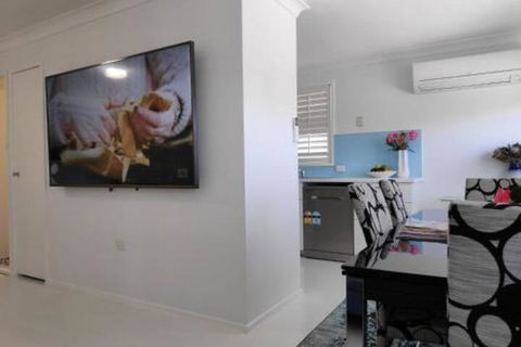 Warilla Sands - Hobart Tourism 5