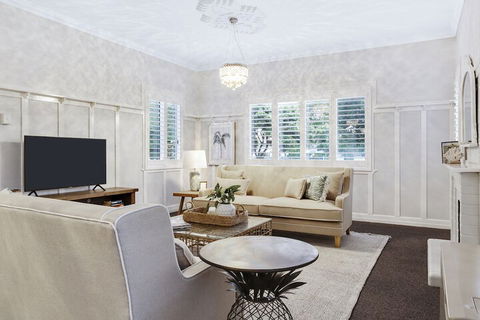 Nell's Place - Hobart Tourism 7