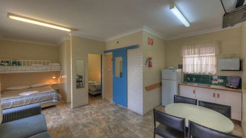 Dubbo Midstate Motor Park - Tourism TAS 3