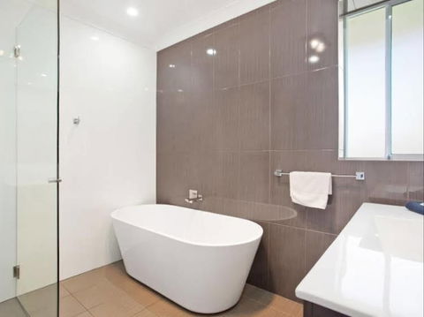 Belmont Executive Apartments - Hobart Tourism 1