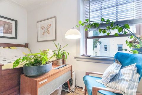 Beautiful Lush & Green Oasis Studio Apartment - Tourism TAS 5