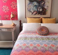 Stylish Comfortable Central Artists Home - Tourism TAS