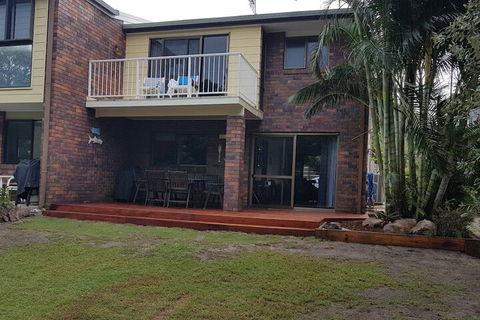 A Beach Break - 1/90 Lorikeet Drive - Hobart Tourism 3