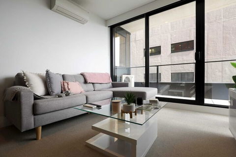 Fantastic 2BD Apt In Melbournes Southbank! - Tourism TAS 1