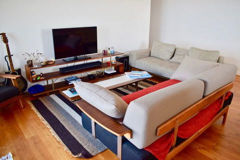 Boutique Bondi 1 Bedroom Apartment - Hobart Tourism 7