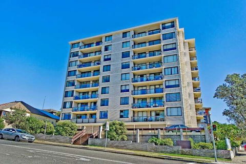 Boutique Bondi 1 Bedroom Apartment - Hobart Tourism 1