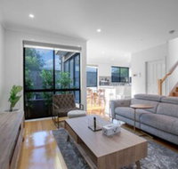 Impressive  Spacious new Townhousepreston - Tourism TAS