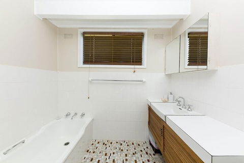 Beach Cottage - Hobart Tourism 5