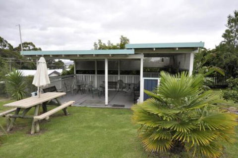 Ballymena Holiday Units - Hobart Tourism 6