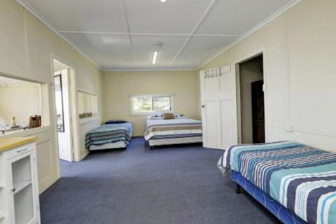 TRADEWINDS - Hobart Tourism 0