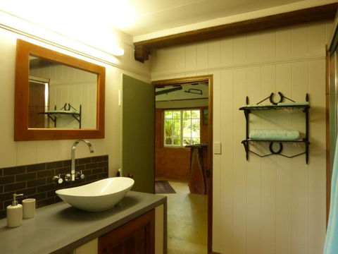 The Stables - Hobart Tourism 4
