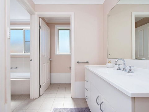Townhouse On Tomaree 6 / 26 - Tourism TAS 6