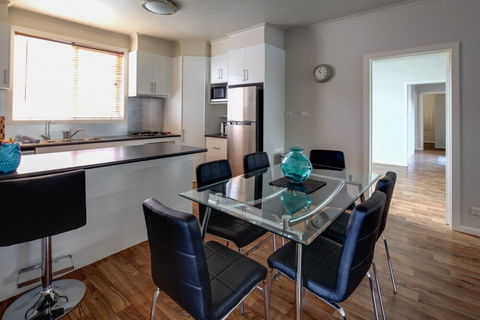 Reardon Place - Tourism TAS 5