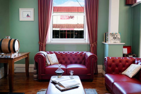 Amberesque B & B - Tourism TAS 6