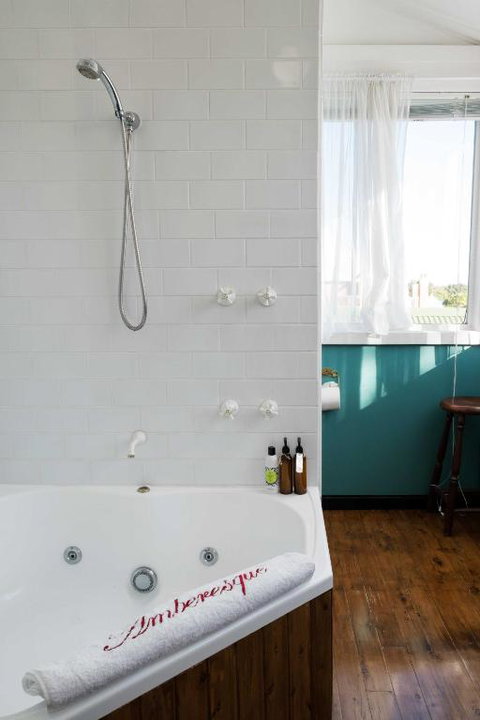 Amberesque B & B - Tourism TAS 4