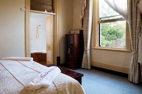 Amberesque B & B - Tourism TAS 1