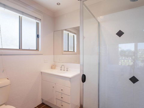 Relax At Pacific 1 / 26 Pacific Avenue Private Duplex With Enclosed Yard - Tourism TAS 6