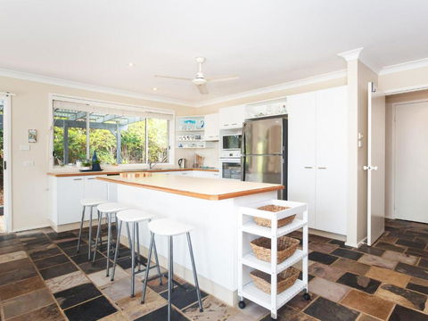 Serenity 7 Mulloway Place Peaceful House With Air Con Netflix & WIFI - Tourism TAS 3