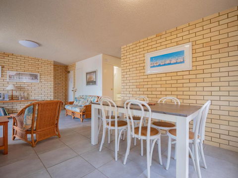 Golden Shores U7 21 Landsborough Parade - Hobart Tourism 4