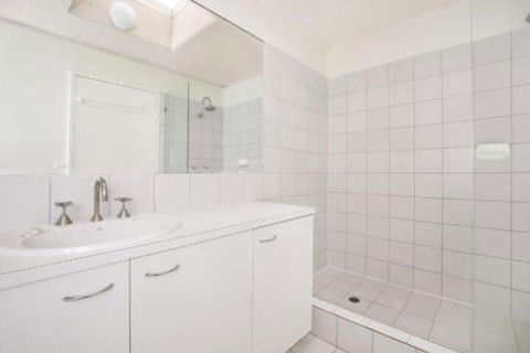 Wickham Cove Unit 10 45 Albert Street. Kings Beach - Hobart Tourism 2