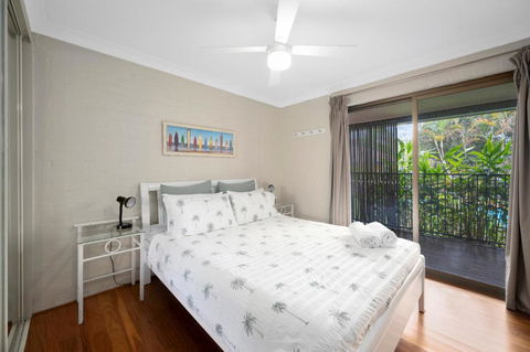 Diggers Beach Surf House - Hobart Tourism 1
