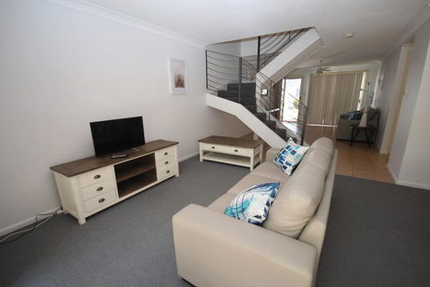Waters Edge - Hobart Tourism 6