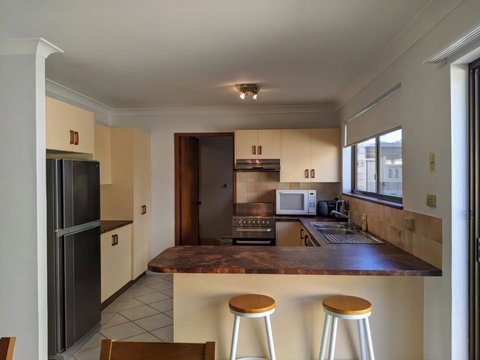 DAVIES STREET 3 / 14 MOLLYMOOK - Tourism TAS 5