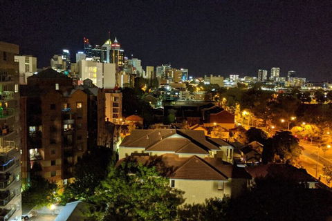 Stunning Two-storey Apartment In Perth's CBD - Hobart Tourism 3