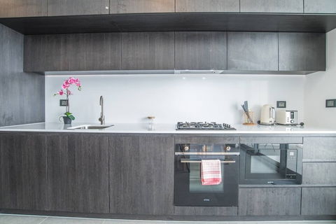Home With Convenient Location! Close To Train&cbd - Hobart Tourism 1