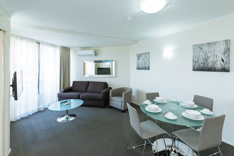 Airtrip Apartment On Edmonstone St - Tourism TAS 7