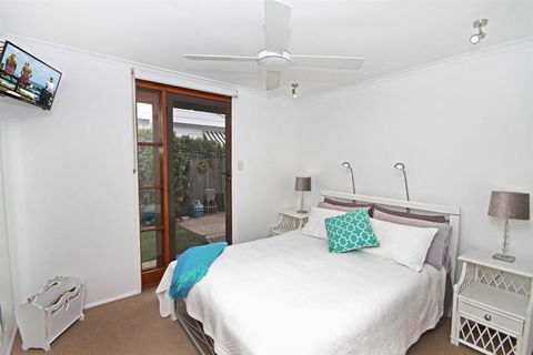 1 / 121 Park Crescent Coolum Beach - Hobart Tourism 5