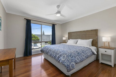 Sundance Pet Friendly Beach House In Peregian! 59 Lorikeet Drive - Hobart Tourism 3