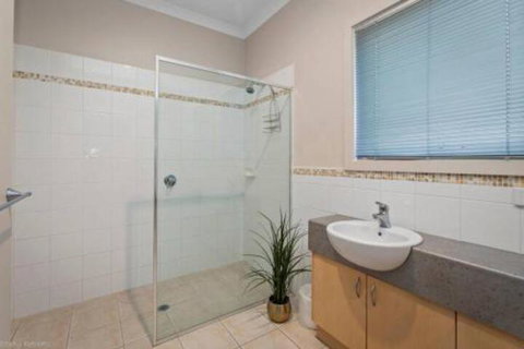 DRIFTWOOD VILLA Free Wifi Walk To Beach - Tourism TAS 2