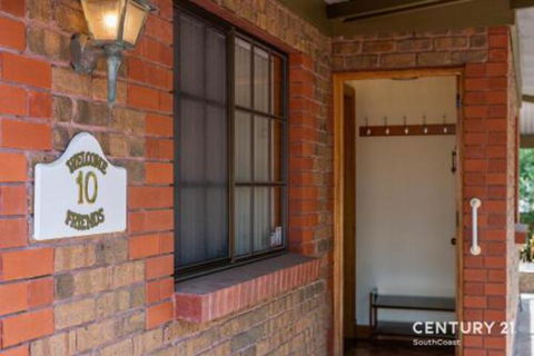 Reef & Vines Port Noarlunga - Tourism TAS 4