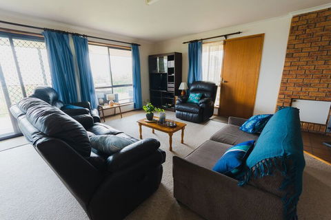 Bruces Waterside Units - Hobart Tourism 7