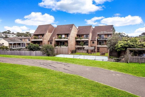 Reef Resort Apartments - Tourism TAS 2