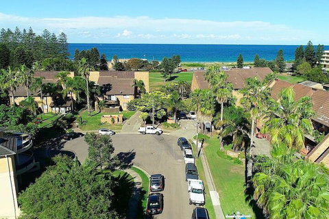 Reef Resort Apartments - Tourism TAS 1