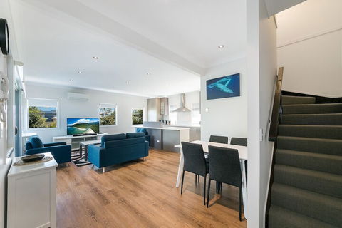 Redcliffe Holiday Accommodation - Hobart Tourism 6