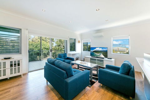 Redcliffe Holiday Accommodation - Hobart Tourism 5