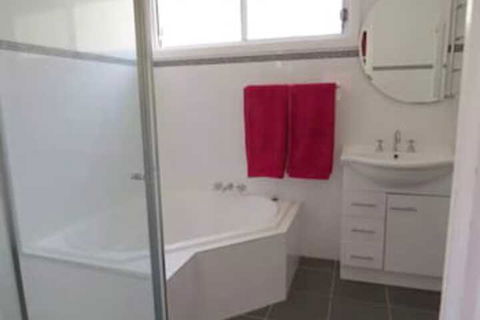 Aberdare Lodge - Tourism TAS 2
