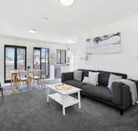 HOLT1 Crows Nest Holtermann Street - Hobart Tourism