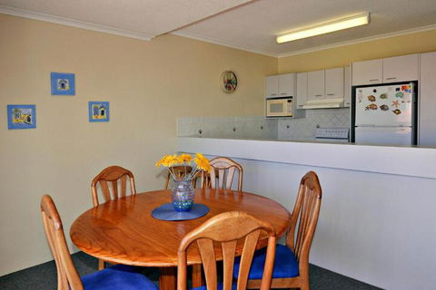 Bright & Comfortable In Quiet Location - Hobart Tourism 6