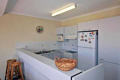 Bright & Comfortable In Quiet Location - Hobart Tourism 5