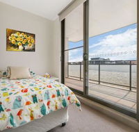 Cosy 3BR Penthouse close to Westfield Hornsby  Train Station - Hobart Tourism