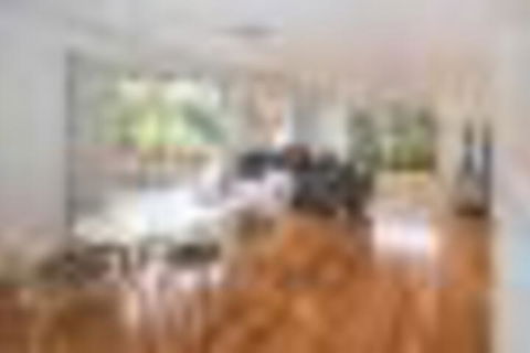 Barefoot Bungalow - Hobart Tourism 6