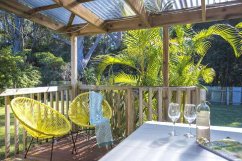 MOLLYMOOK BEACH COTTAGE - Tourism TAS 0