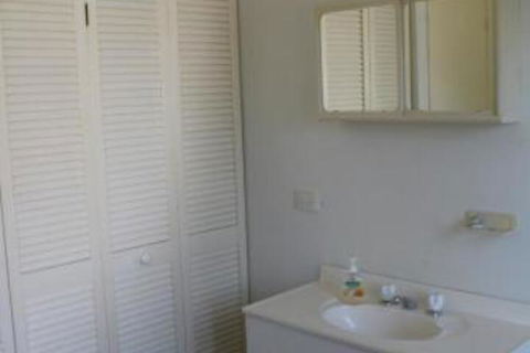 Beach Shack On Calton - Tourism TAS 3