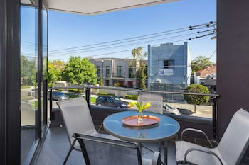 Caulfield North Executive - Tourism TAS 6