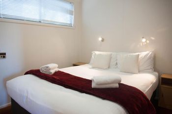 15 Korora Palms 1 Bedroom Bure - Tourism TAS 1