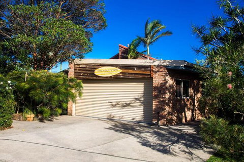 Benjis By The Sea - Hobart Tourism 5